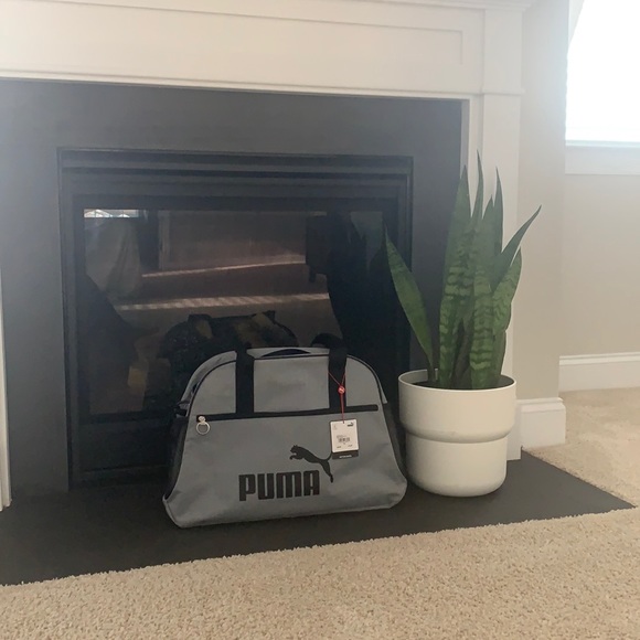 Puma Duffel bag black and grey new with tags - Picture 1 of 2